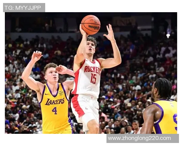 夏季联赛火箭队与蓝网队激战正酣球迷期待精彩对决