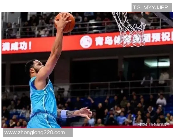 山东高速与青岛男篮激战正酣谁能在CBA赛场上笑到最后